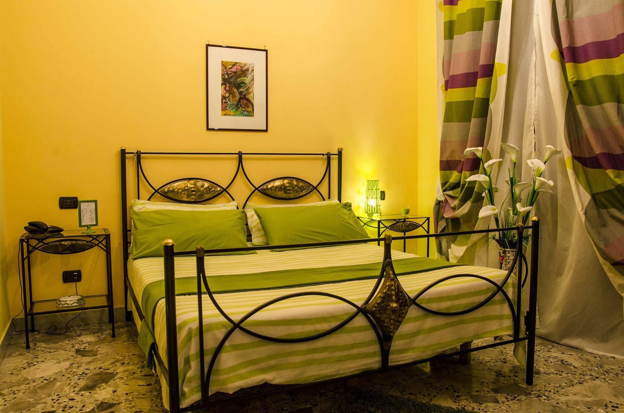 Backpacker Hostel *