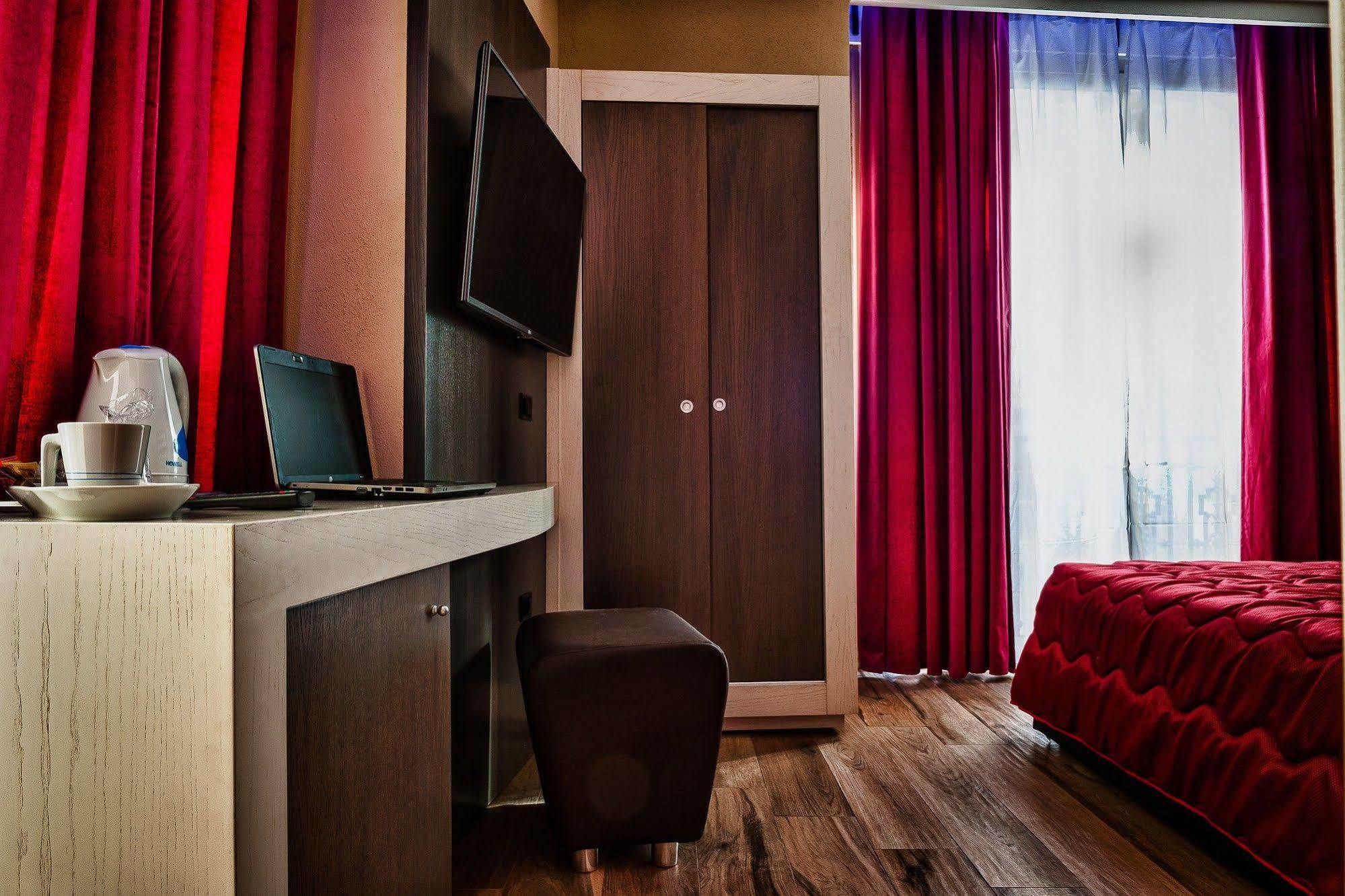 Angioino & Spa Hotel Naples
