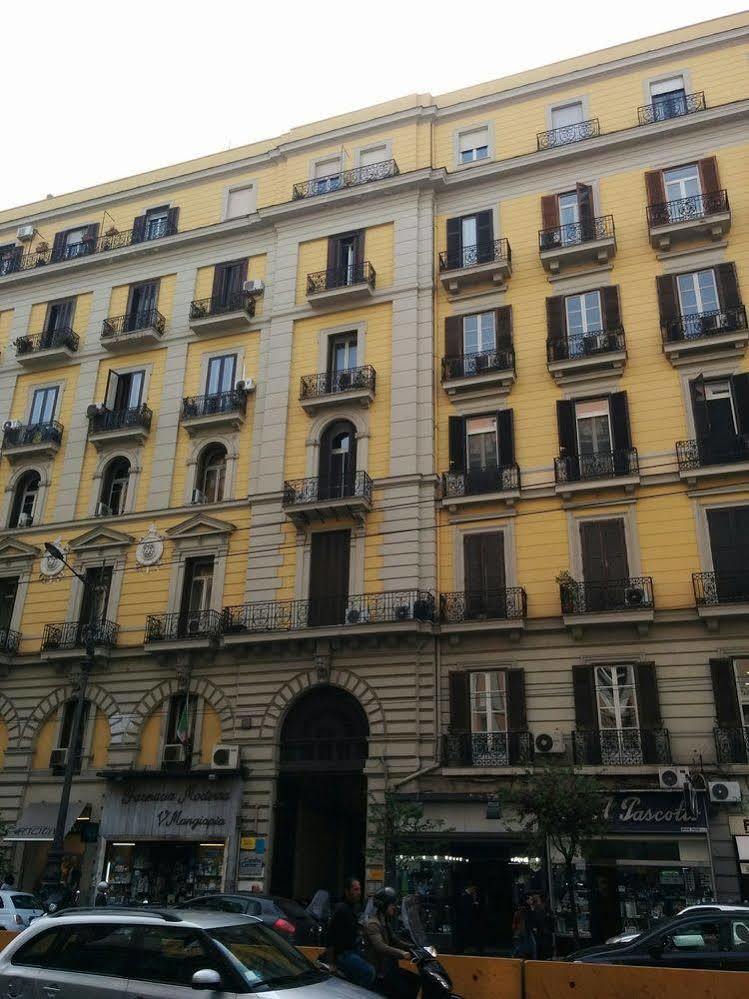 Be Italian Flat Bovio Guest house
