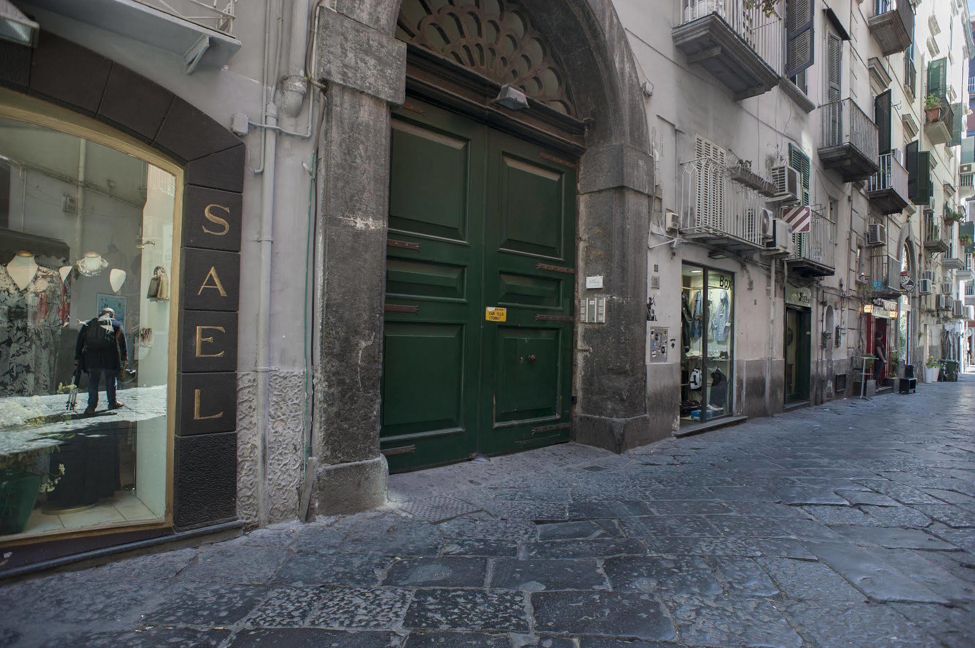 Belledonne & Gallery