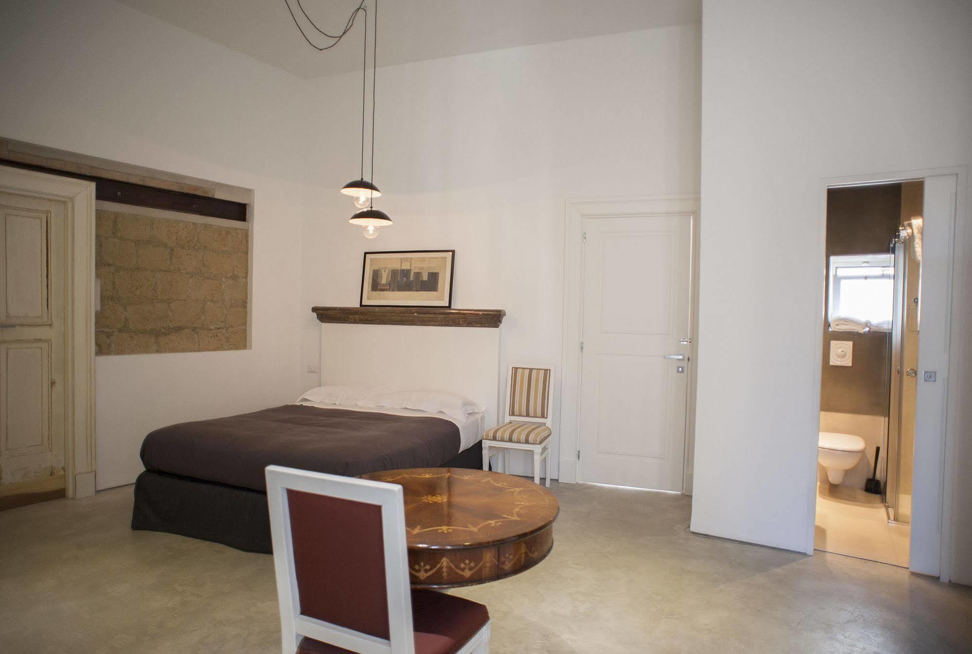 Belledonne & Gallery