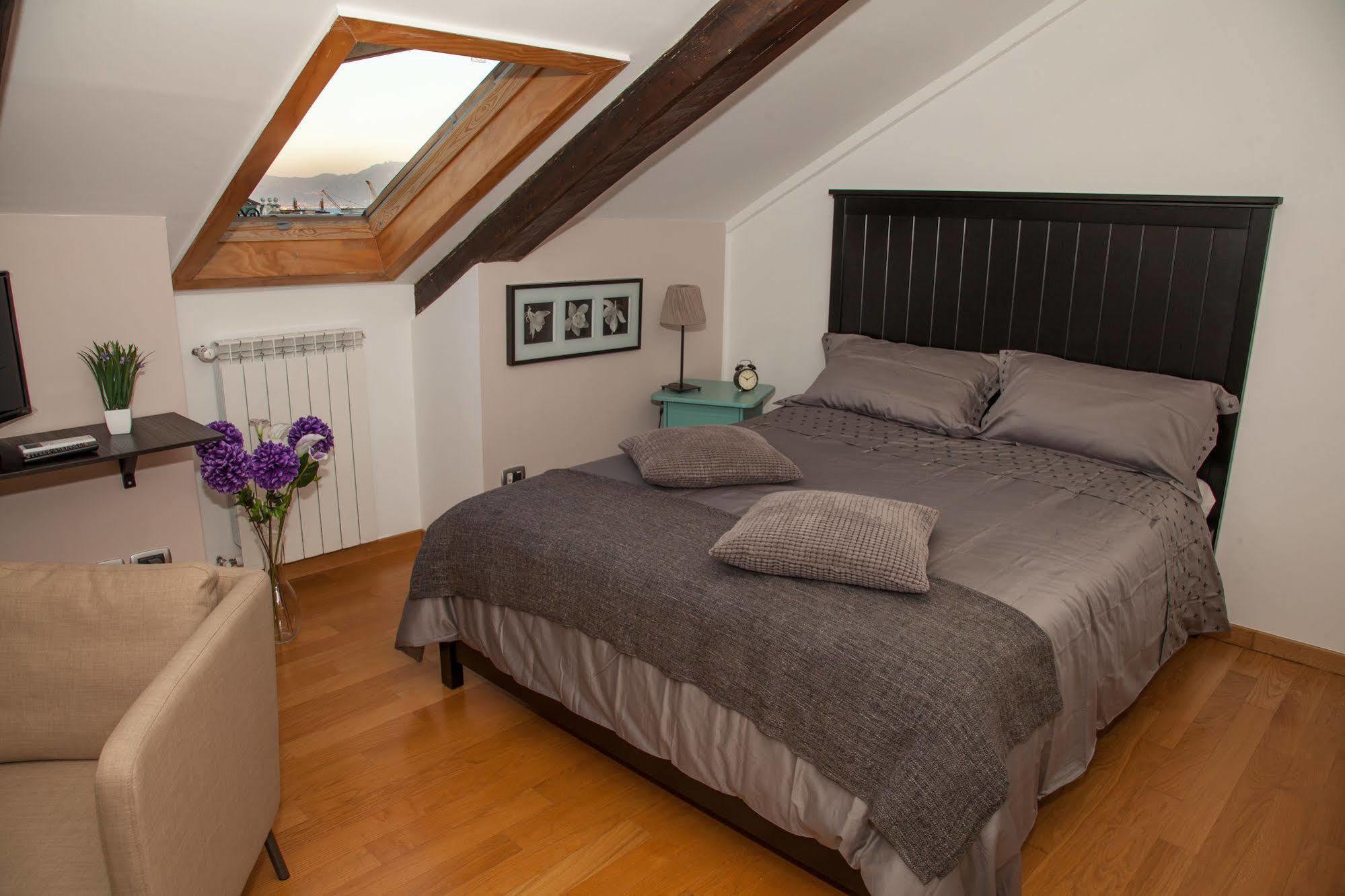 Caesar Guest house Naples