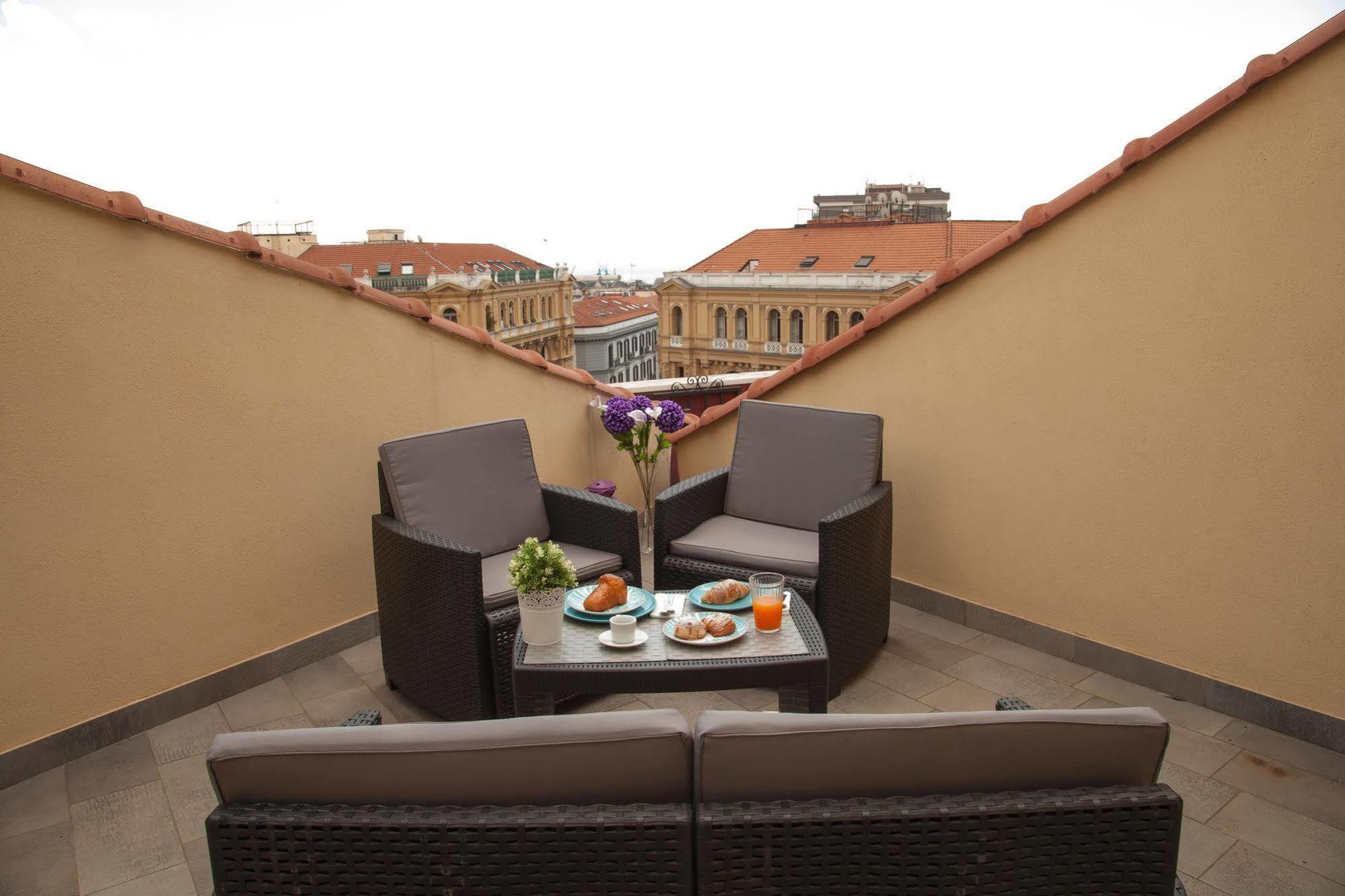 Caesar Guest house Naples
