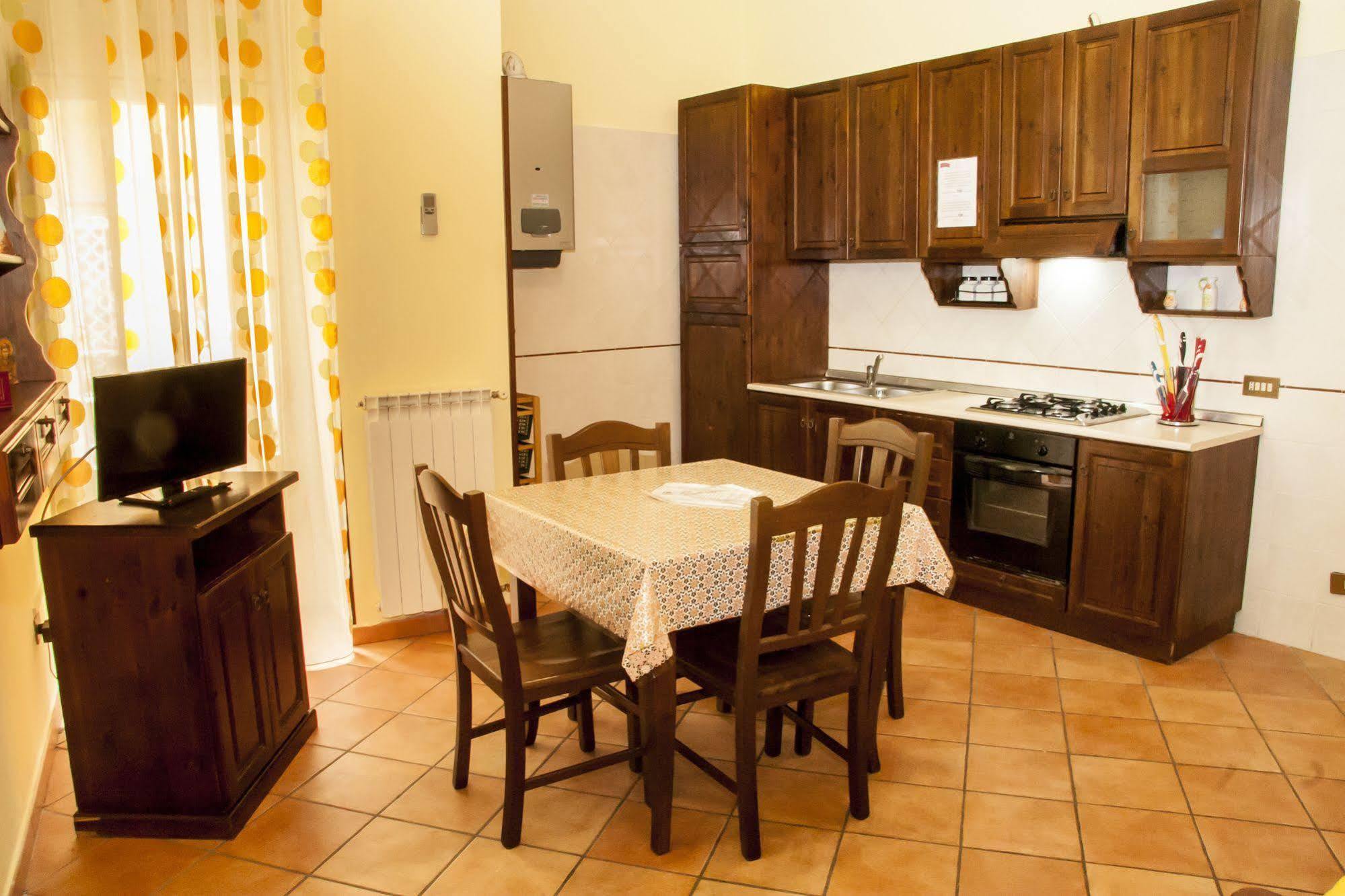 Confalone Aparthotel 2*