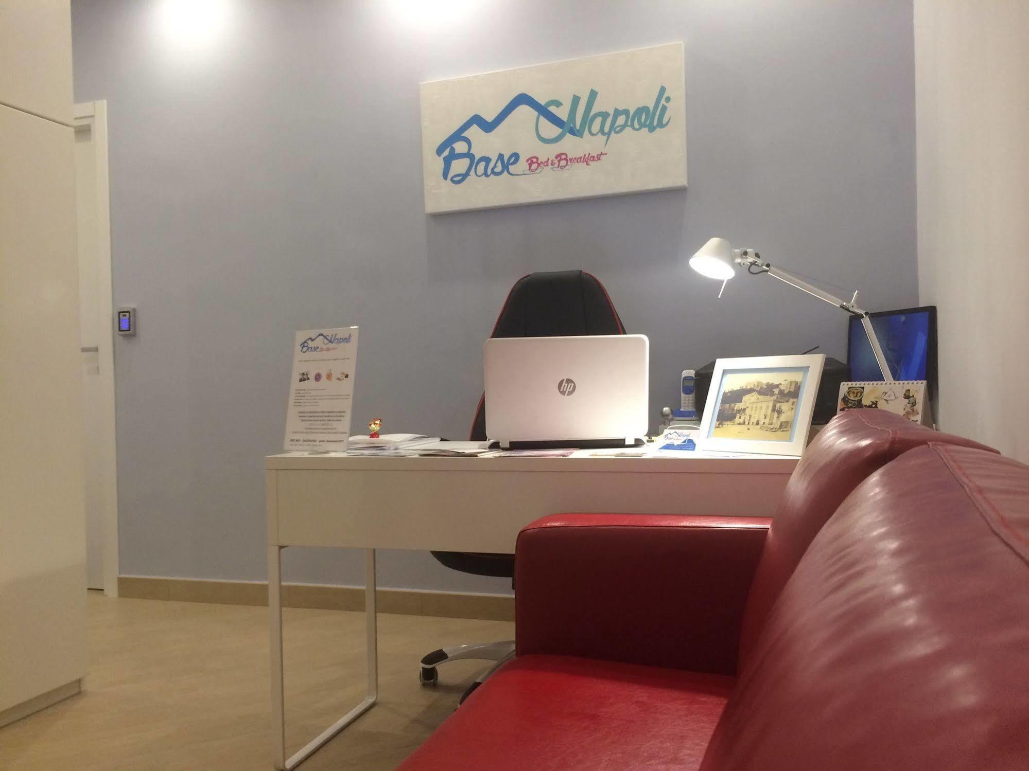 Bed & Breakfast Base Mergellina Naples