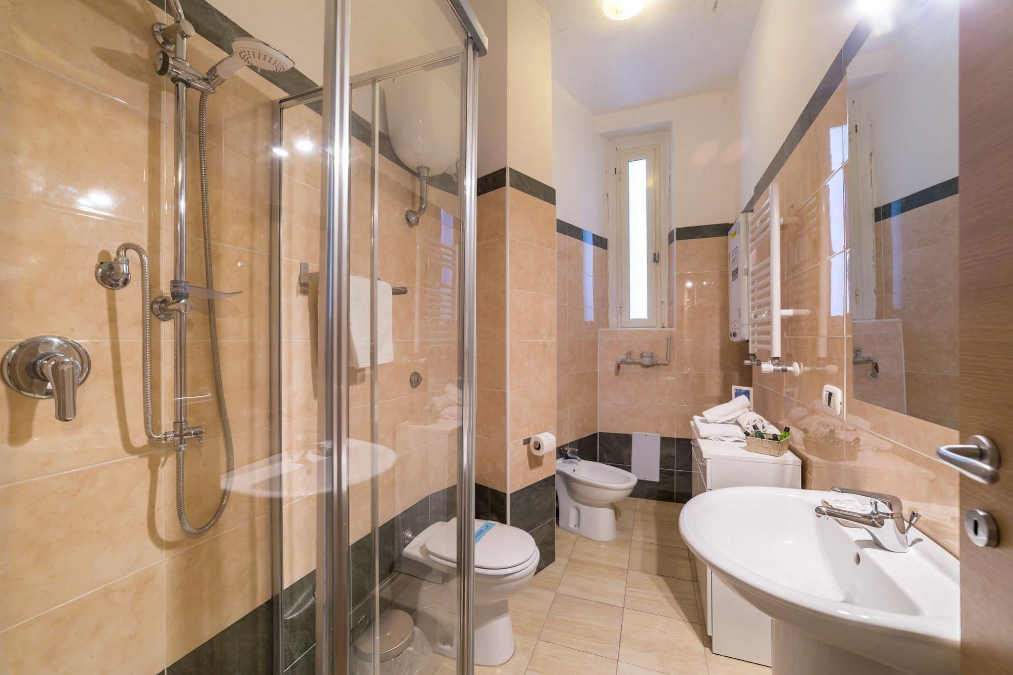 Be Italian Flat Duomo 319 Bed & Breakfast