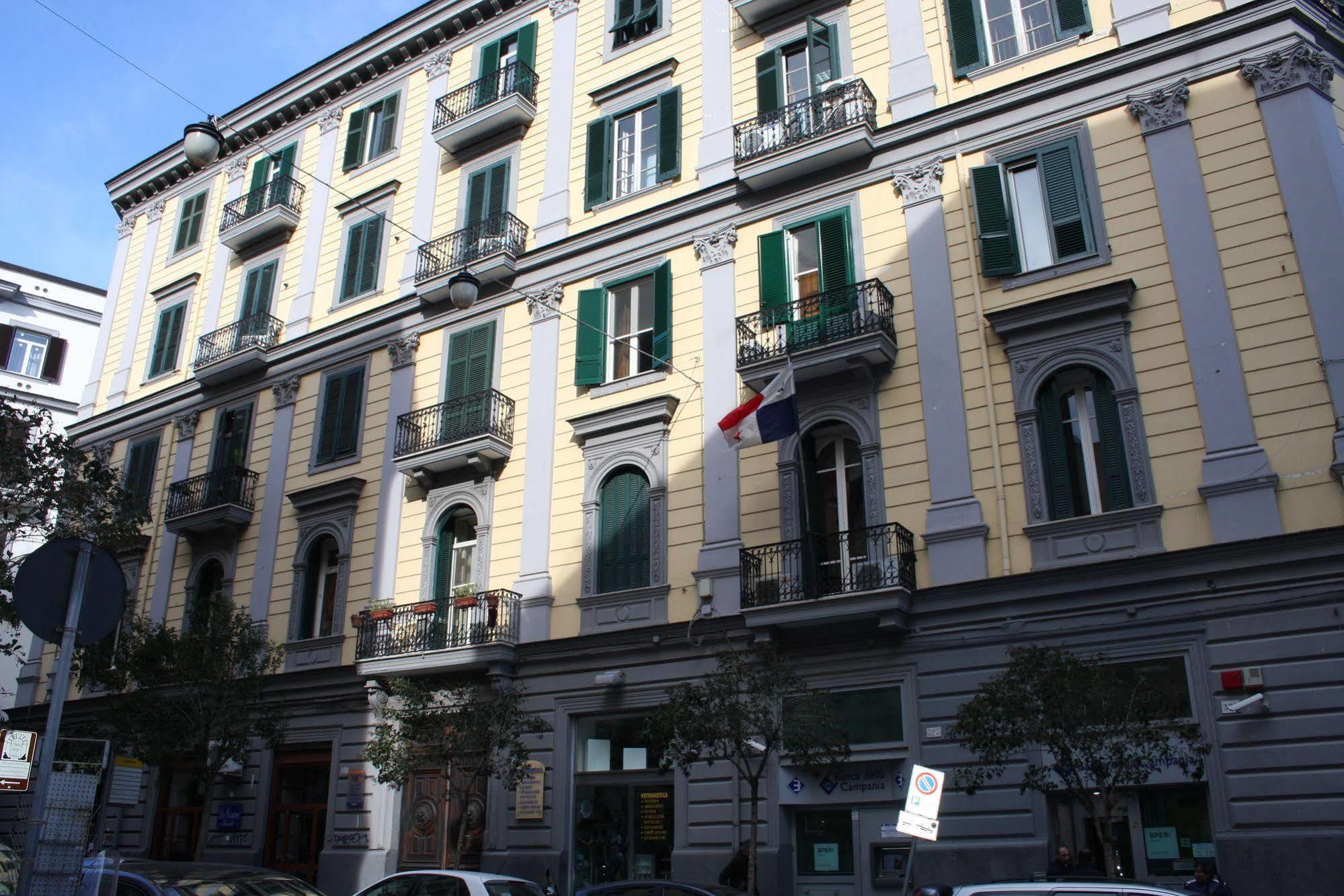 Be Italian Flat Duomo 319 Bed & Breakfast 2*