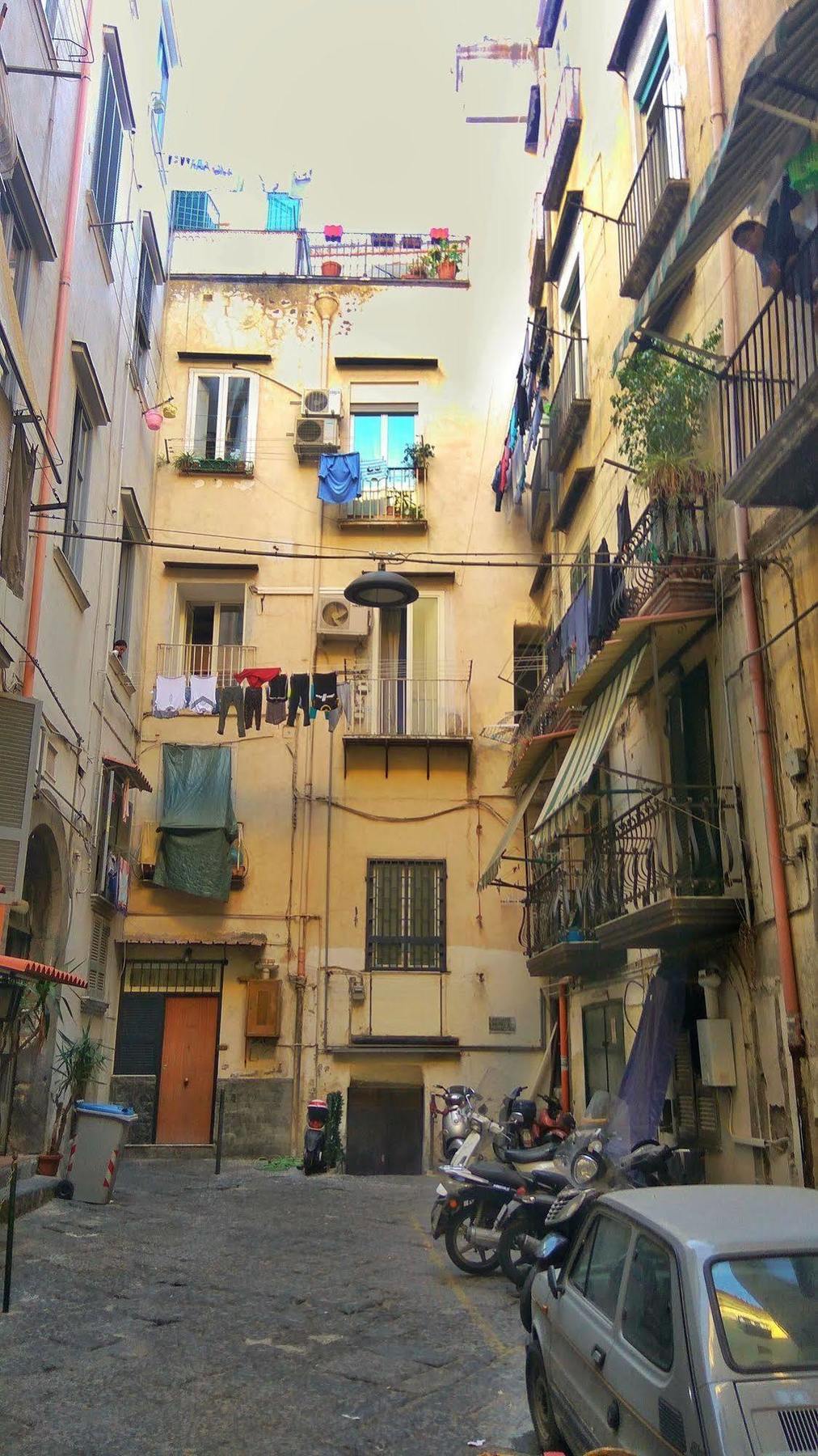 Dimora Dei Giganti Bed & Breakfast Naples