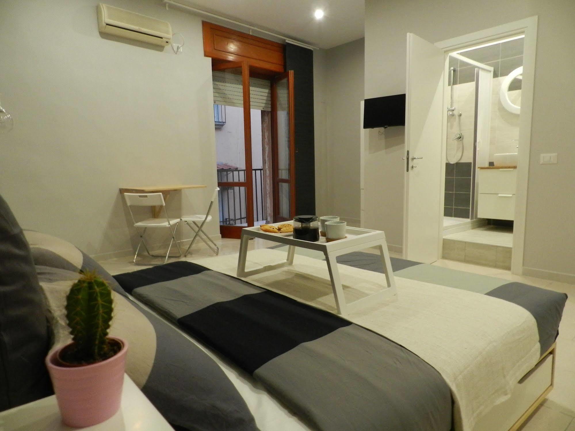 Bed & Breakfast Mola Naples