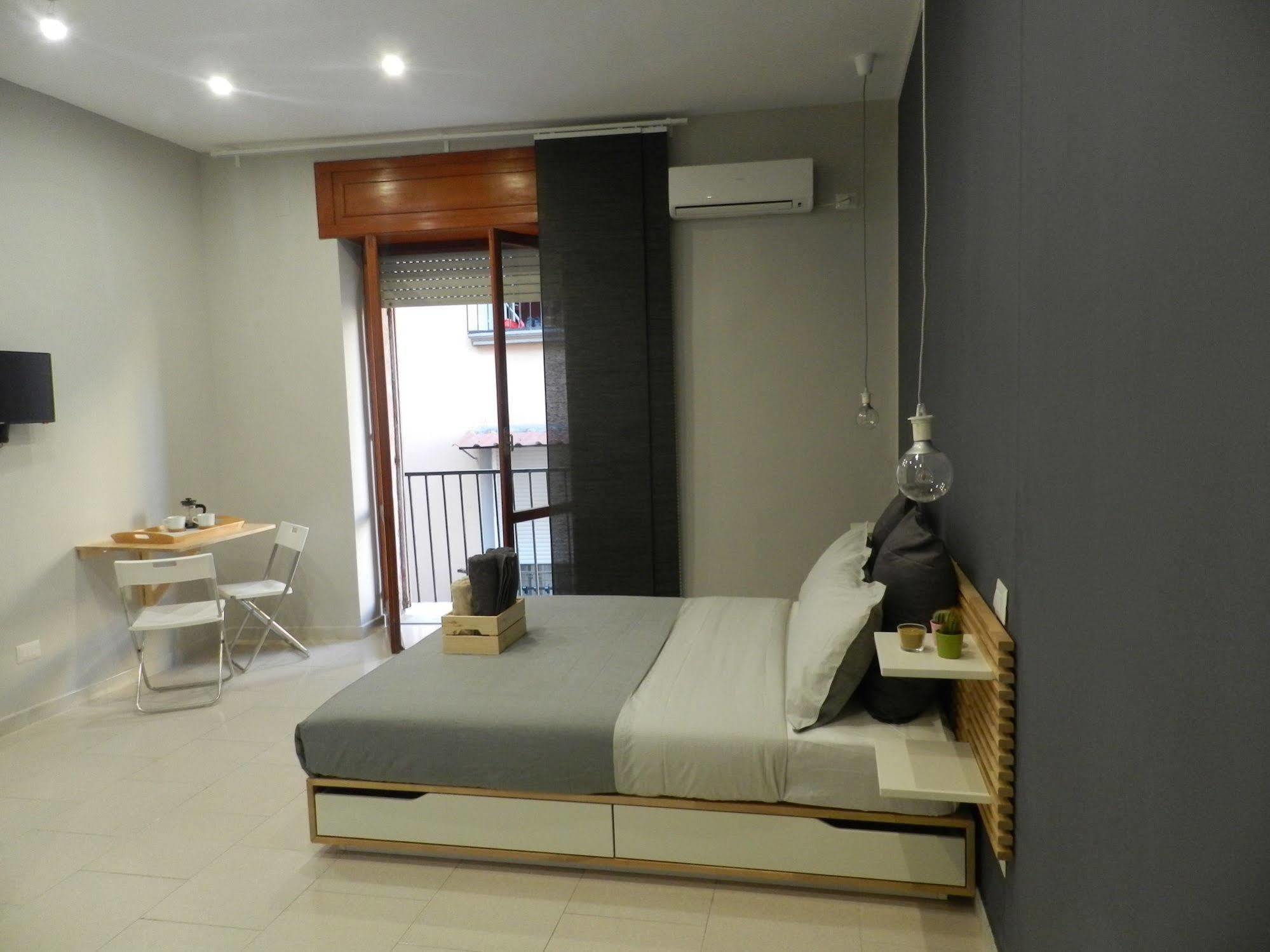 Bed & Breakfast Mola Naples