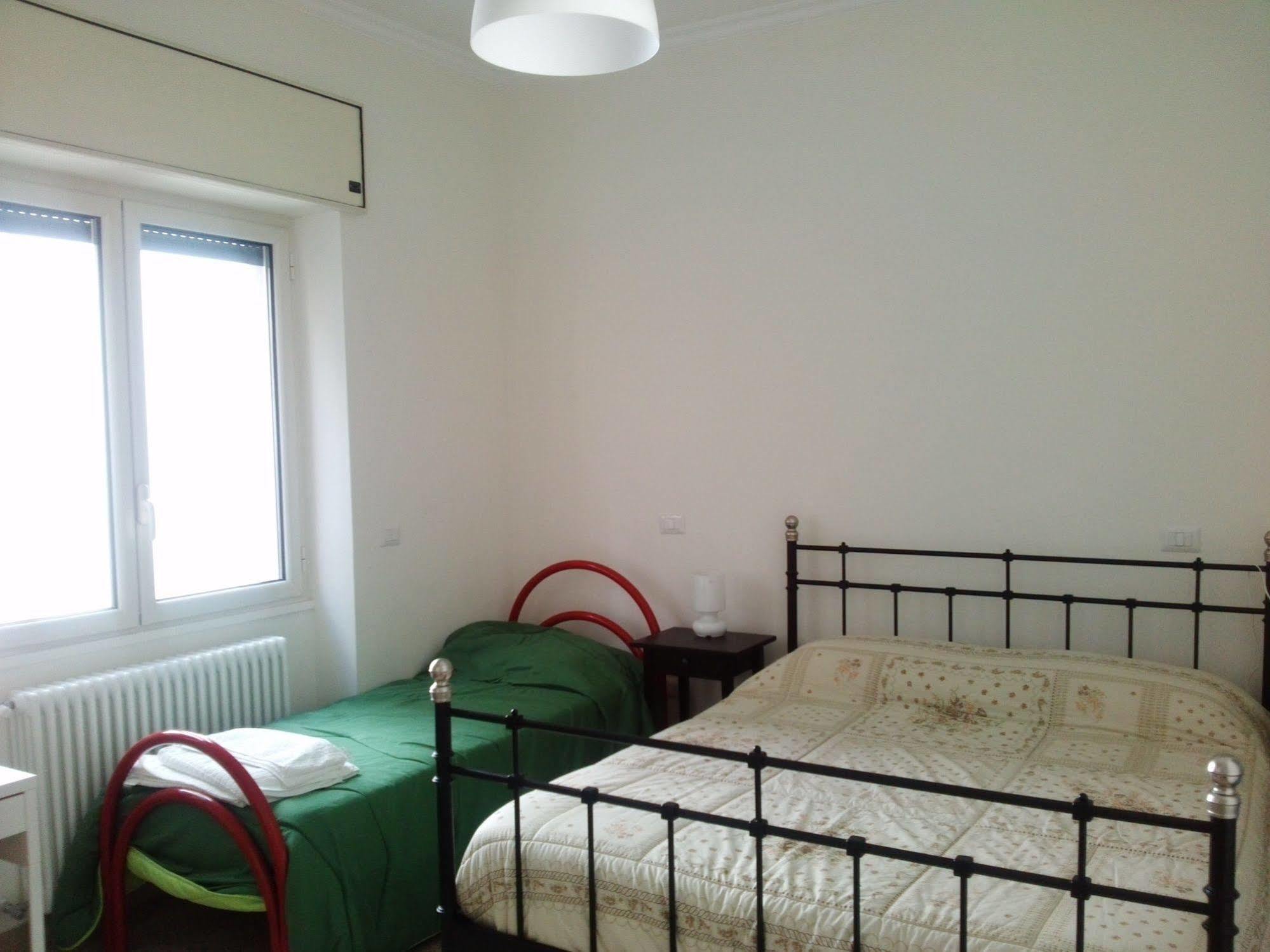 Domus Aurea Bed & Breakfast Naples