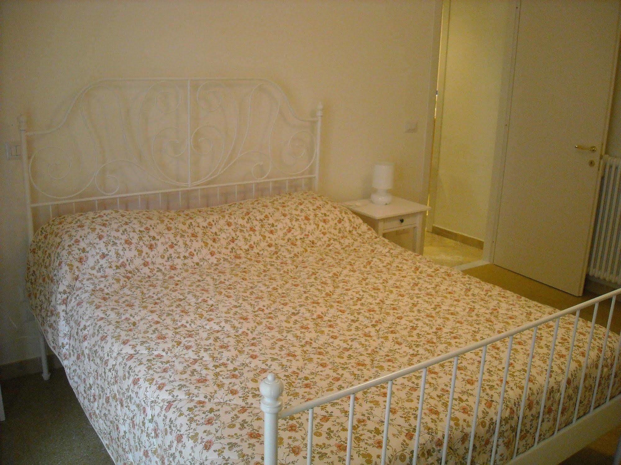 Domus Aurea Bed & Breakfast Naples