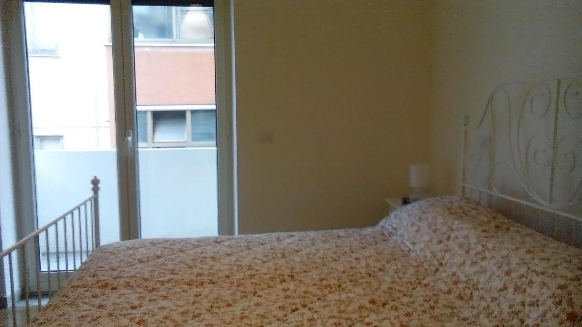 Domus Aurea 3* Naples