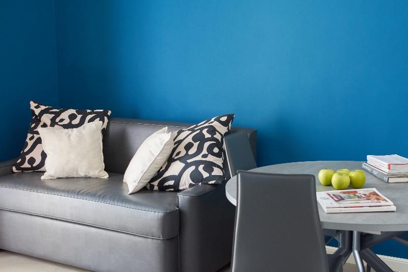 Boutique Metro 900 Naples