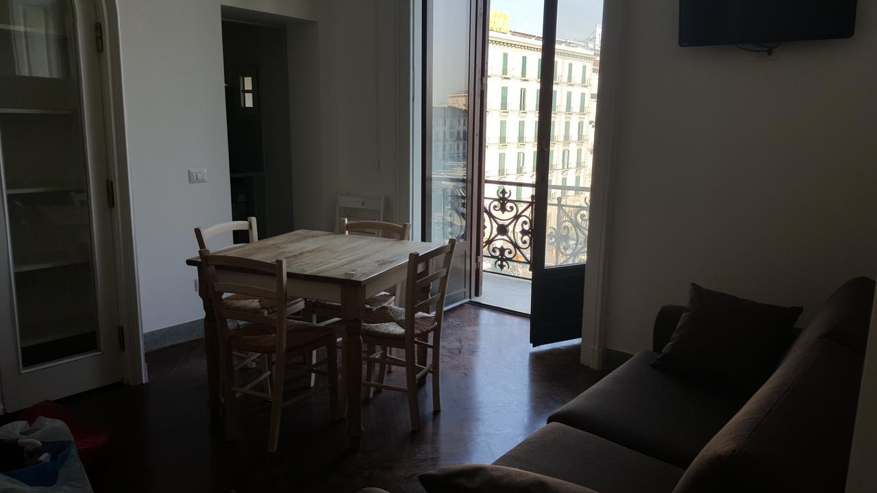 Apartment Metro Garibaldi - Loft Con Wifi E 4 Posti Letto Presso La Stazione Centrale Di Napoli Naples