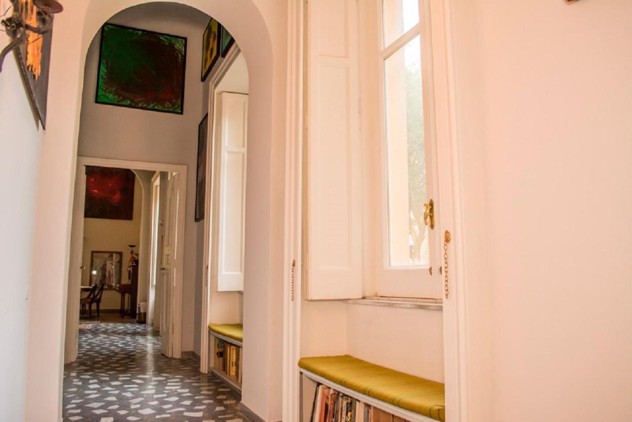 Mariolina Amato Art Gallery Apartment