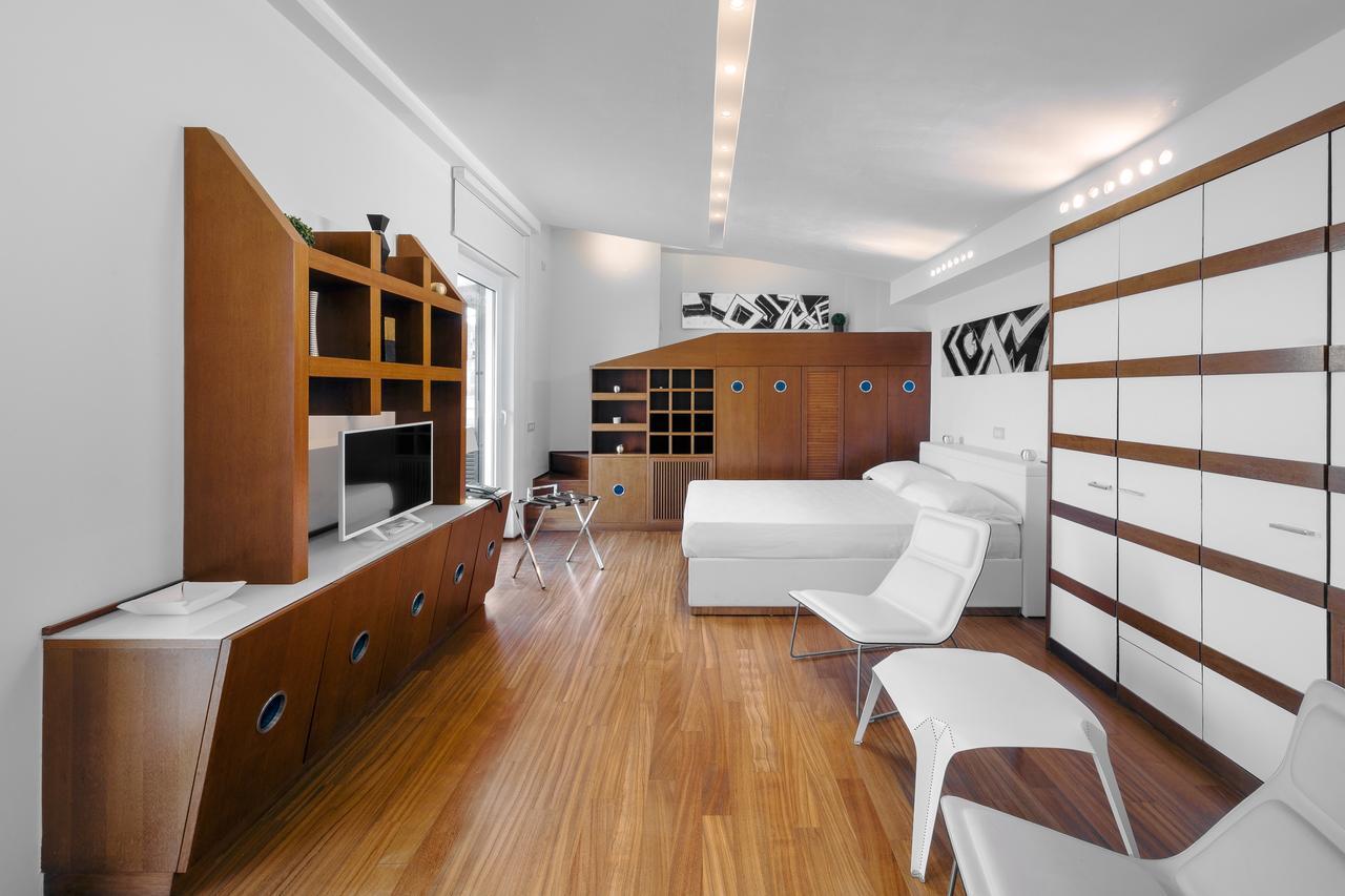 Apartment Lhp Posillipo *