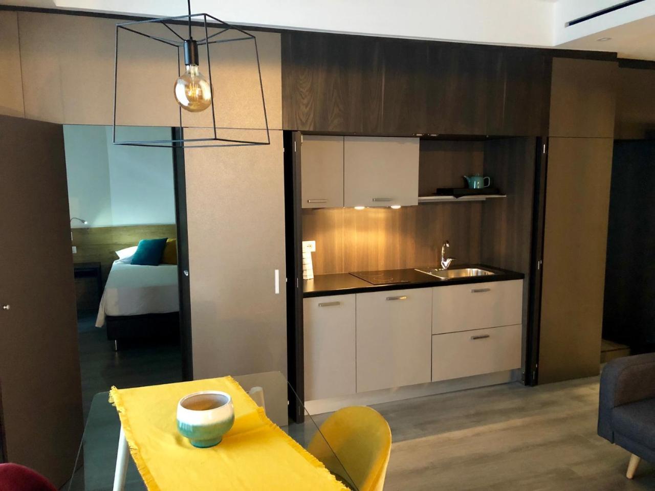 Aparthotel Dimora Augusteo Naples