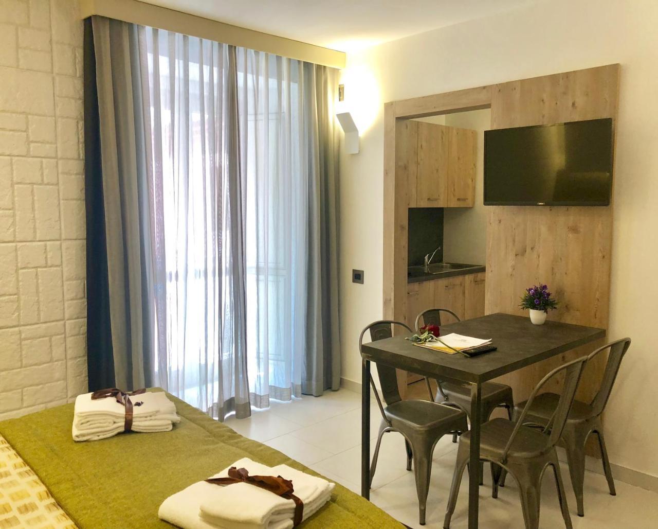 Relais Piazza Del Plebiscito 3* Naples