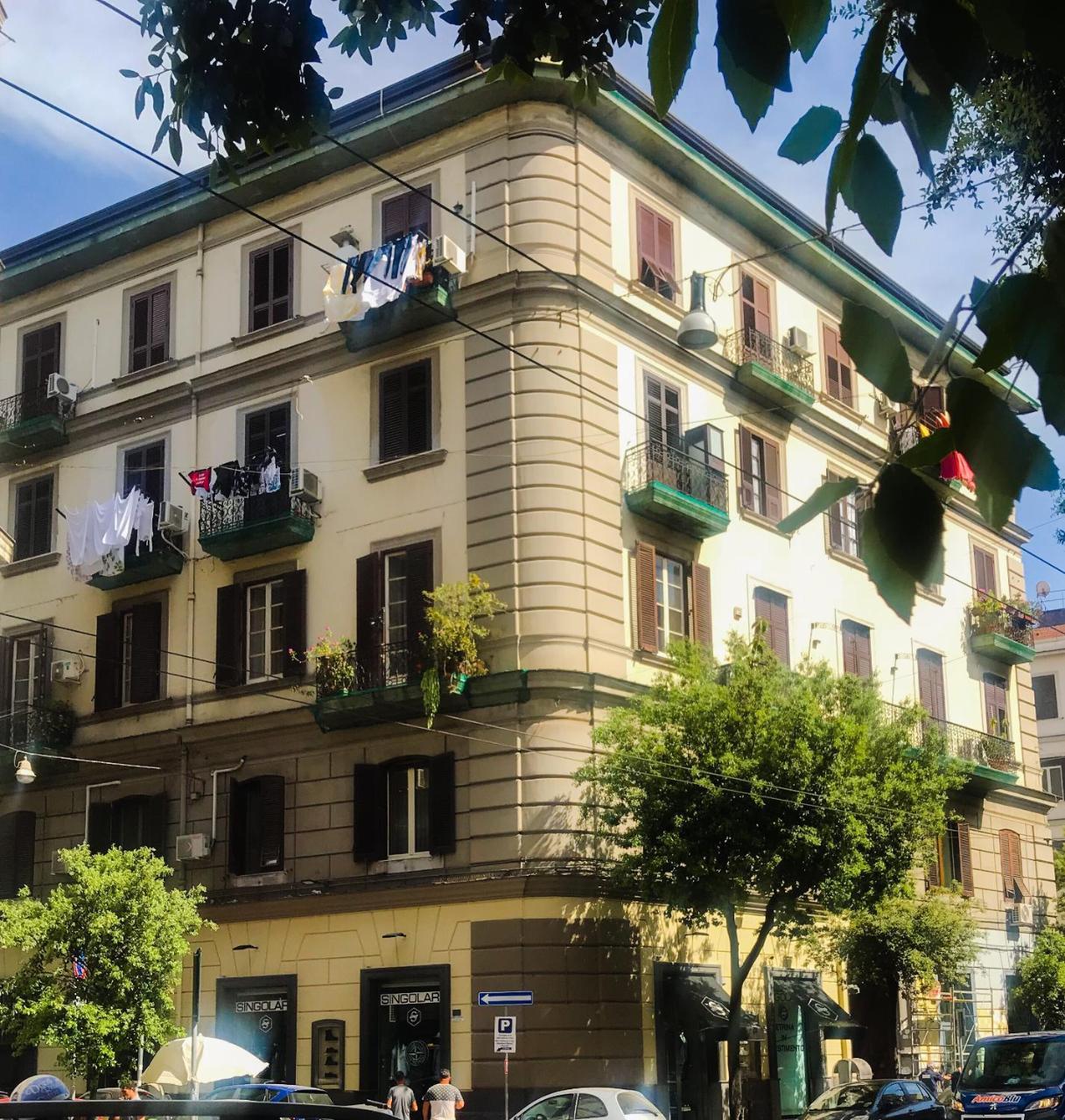 Na Bona Nuttata Naples