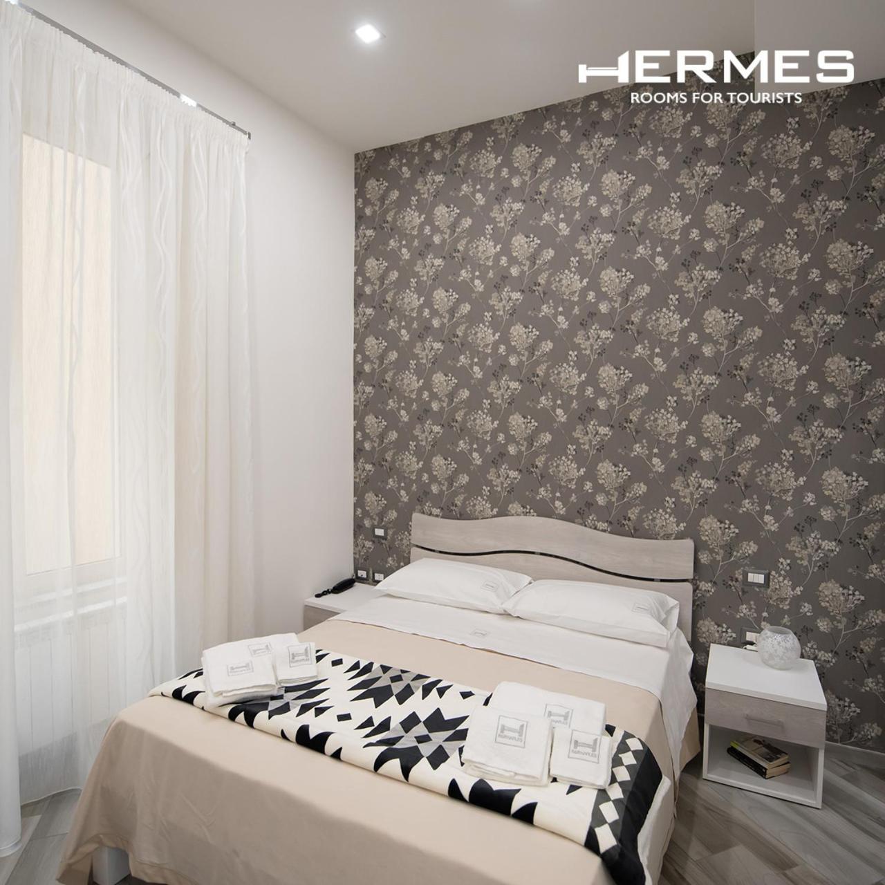 Hermes For Tourists
