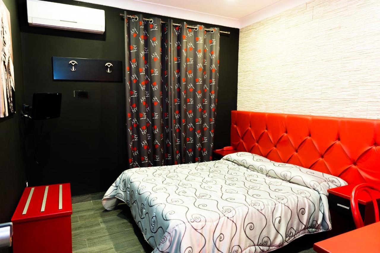 Bella 3* Naples