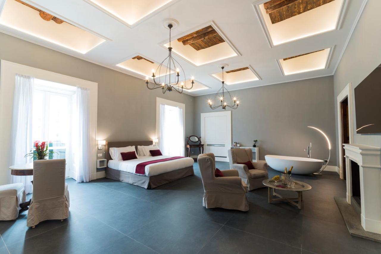 Foro Carolino S&b Bed & Breakfast Naples