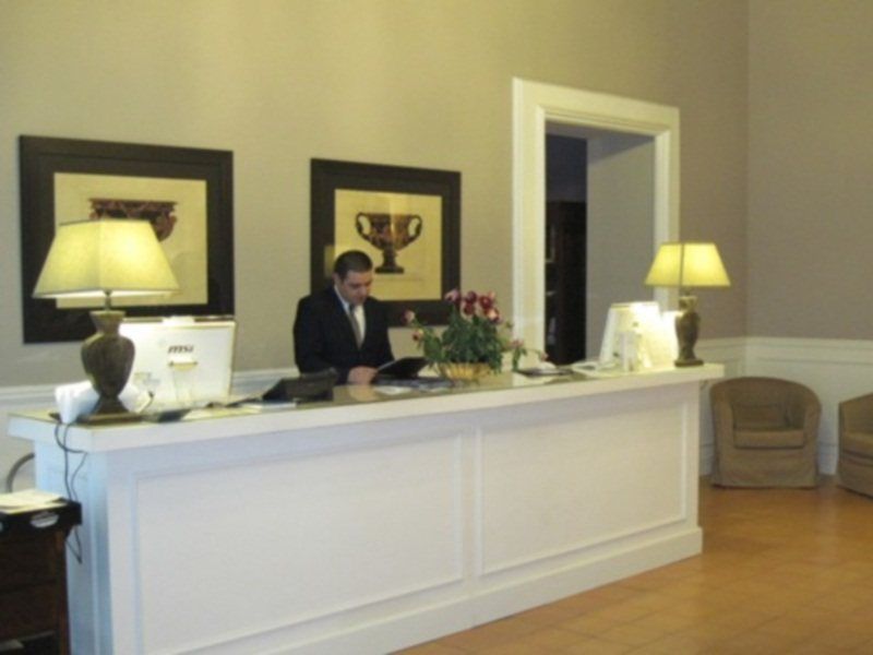 Decumani De Charme Hotel 4*