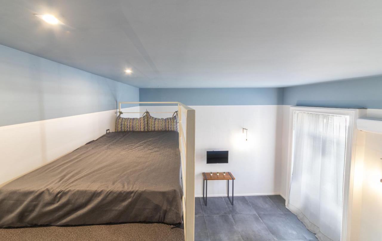 Be Italian Flat Duomo 319 Bed & Breakfast 2*