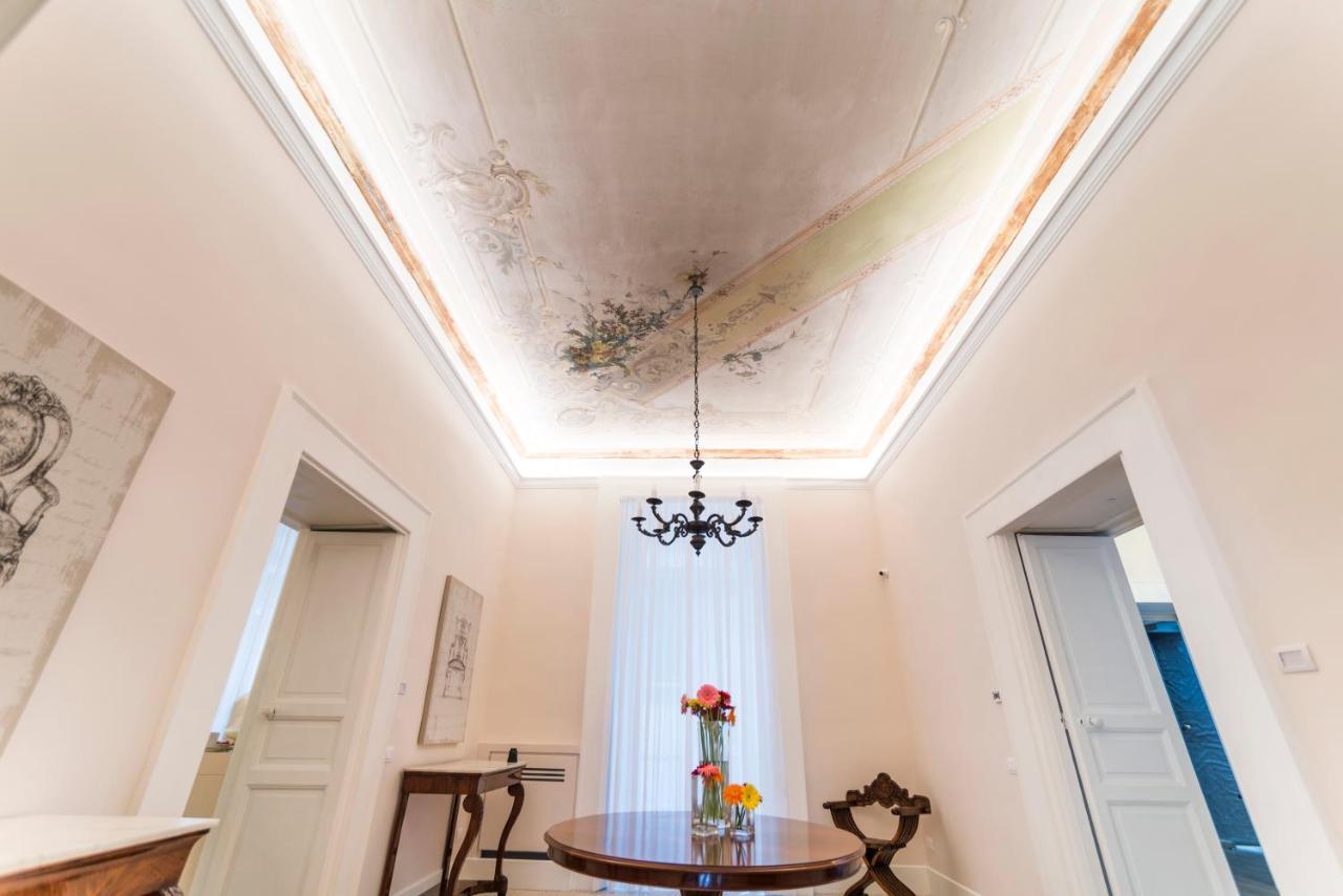 Foro Carolino S&b Bed & Breakfast Naples