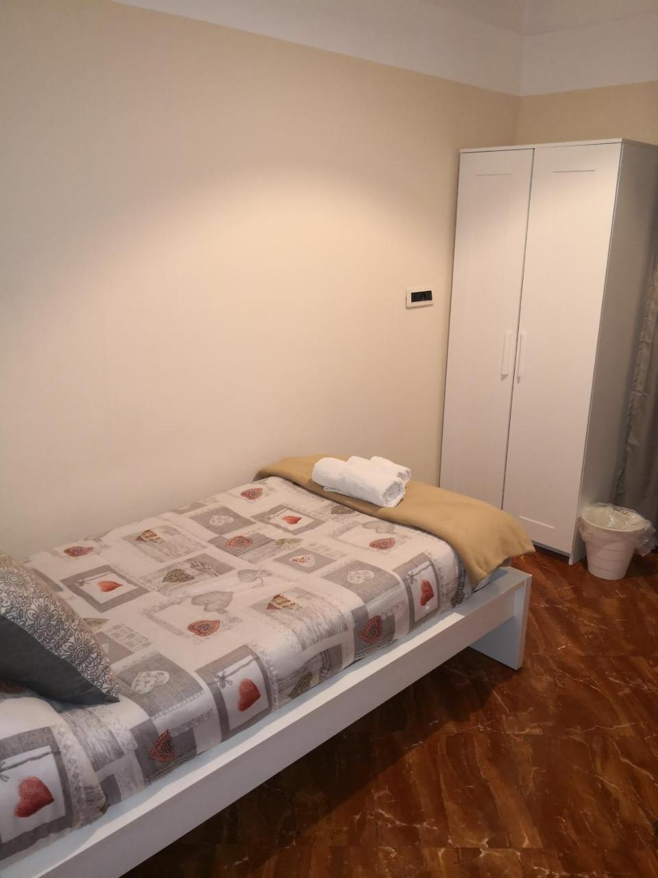 Early Bed Bed & Breakfast
