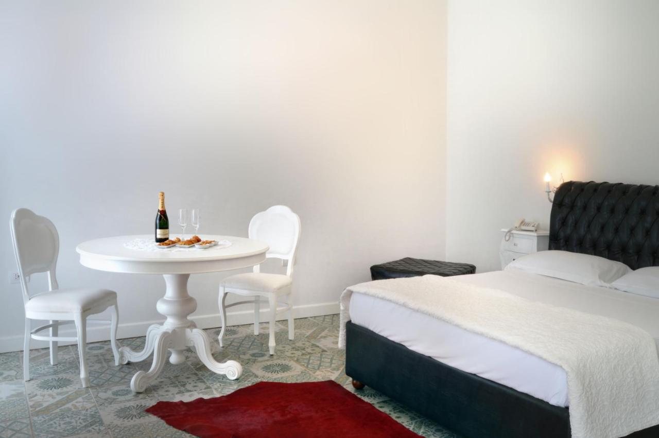 Barbarella Hotel Naples
