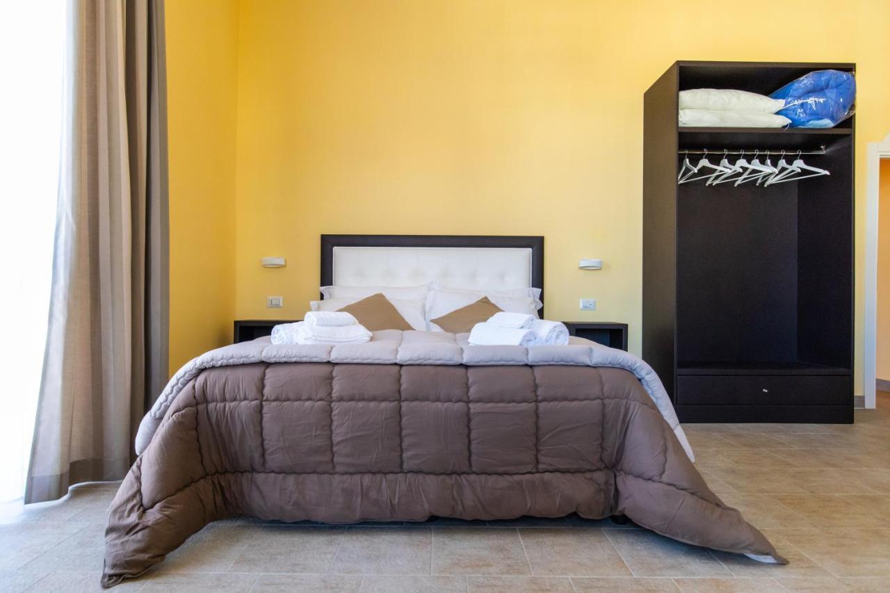 Trianon 2* Naples