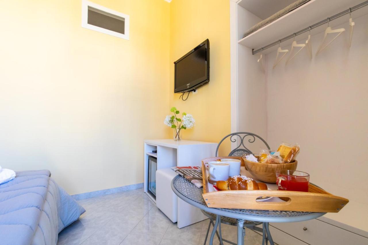 Trianon Bed & Breakfast Naples