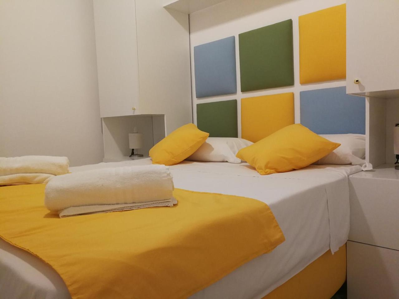 Suitenapolisantalucia Bed & Breakfast *