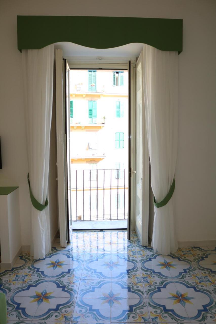 Suitenapolisantalucia Bed & Breakfast Naples