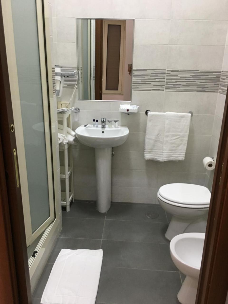 Guest house Paradiso 3*