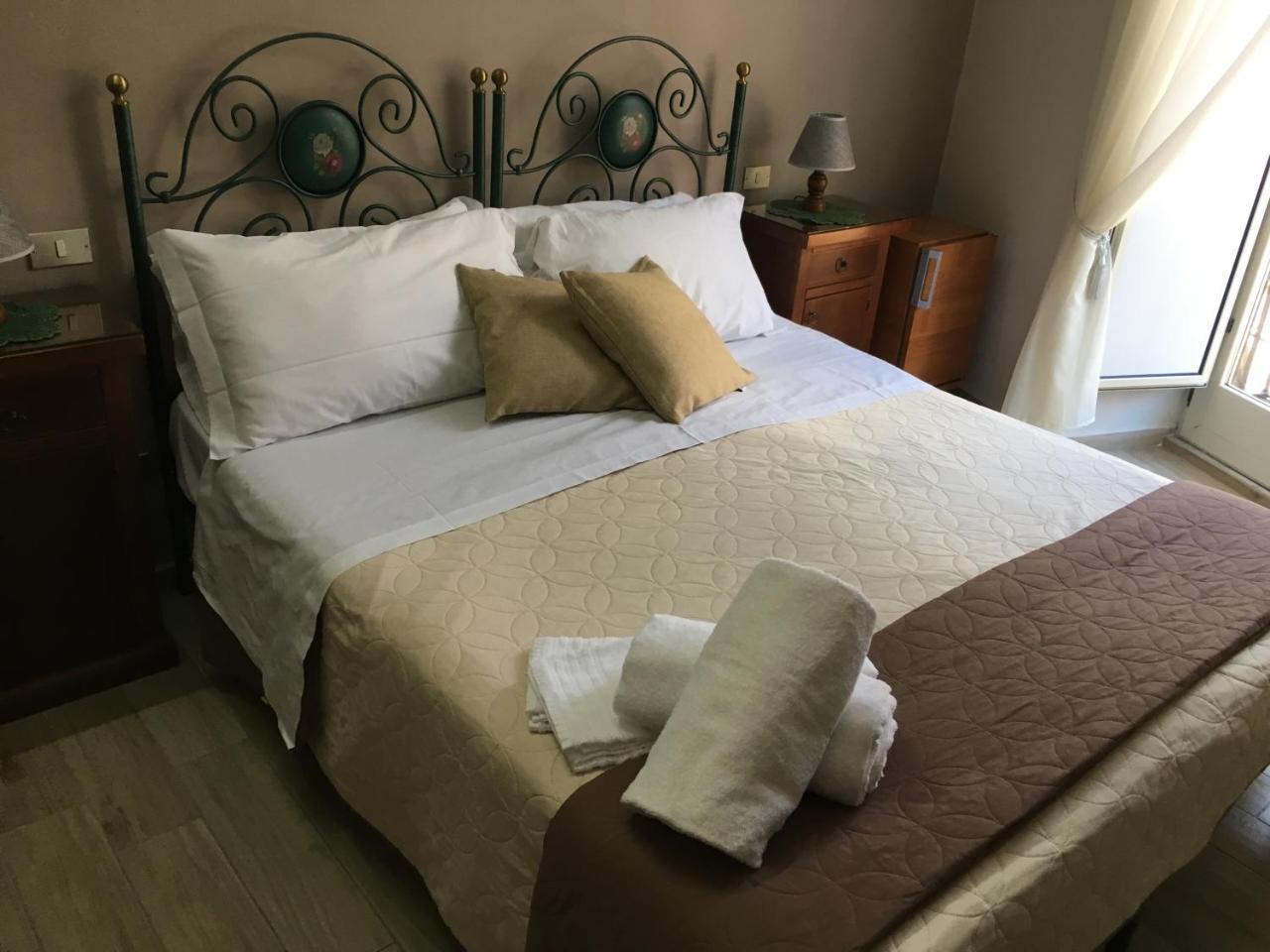 Paradiso Naples