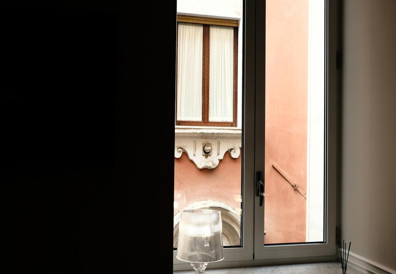 Toledo Boutique Naples