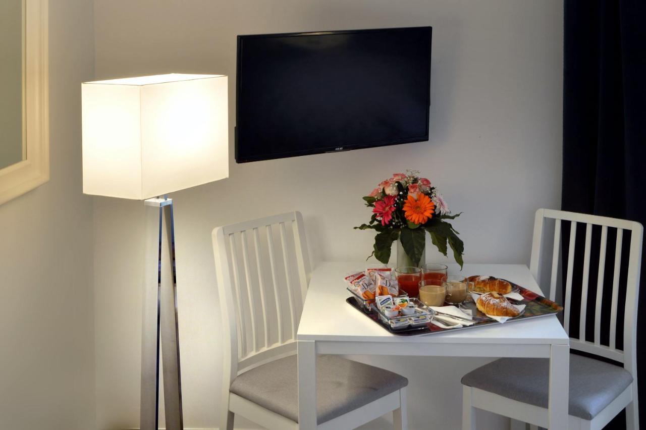 Bed & Breakfast La Dell'arte-museo Naples