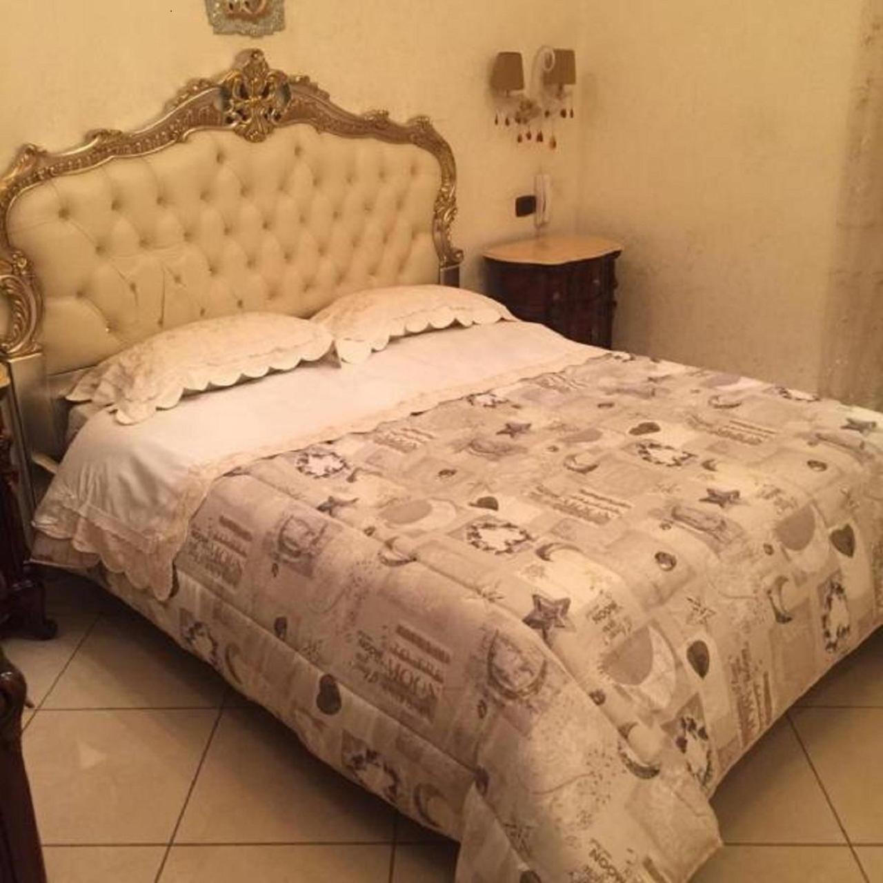 La Dimora Delle Zite * Naples