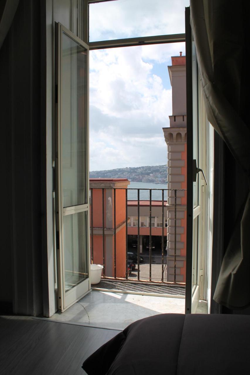 Ama Naples