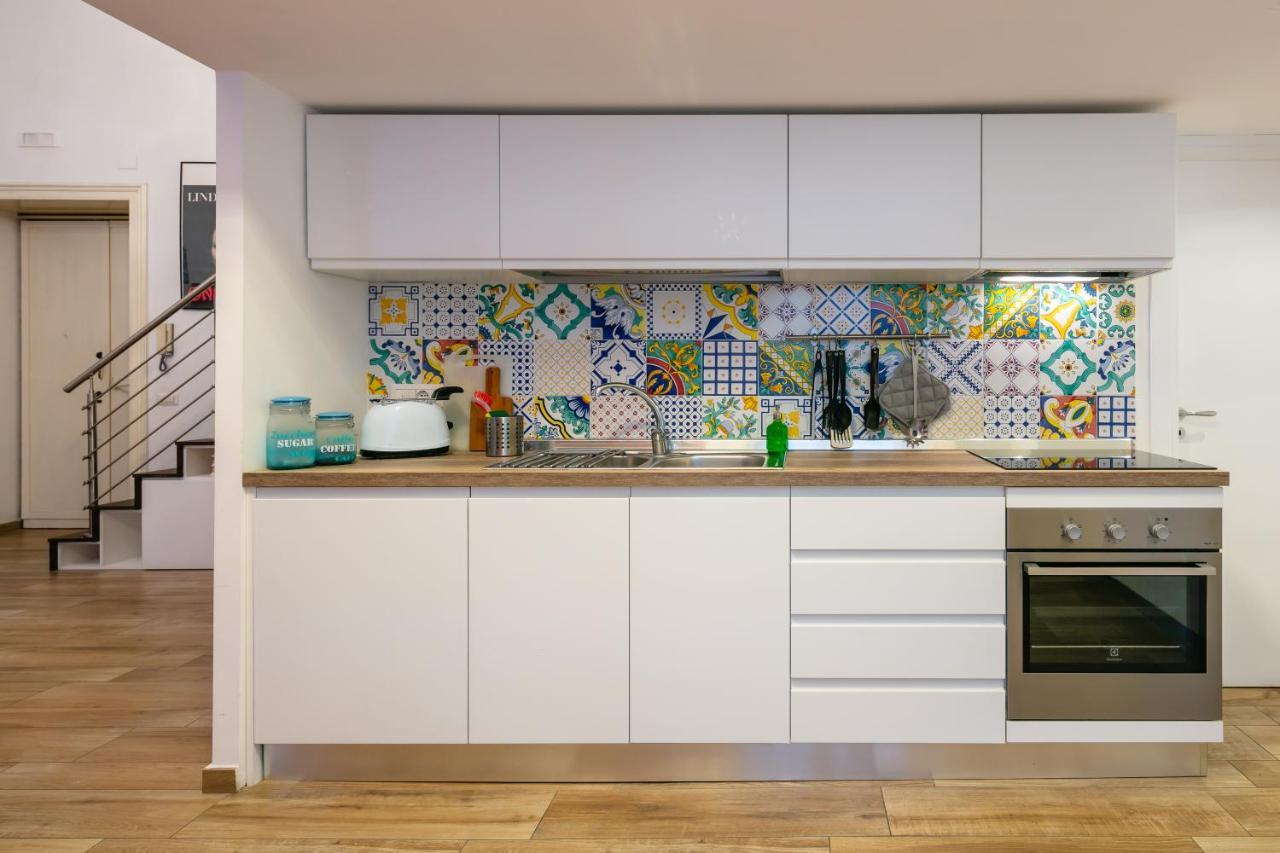 Apartment The Actors House By Napoliapartments Naples