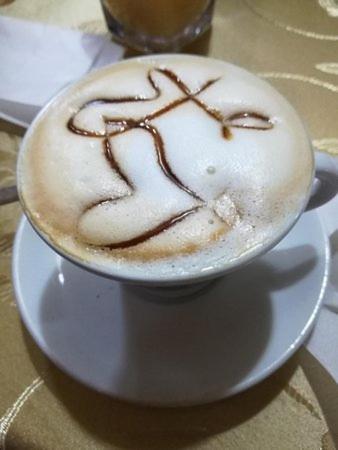 Ama * Naples