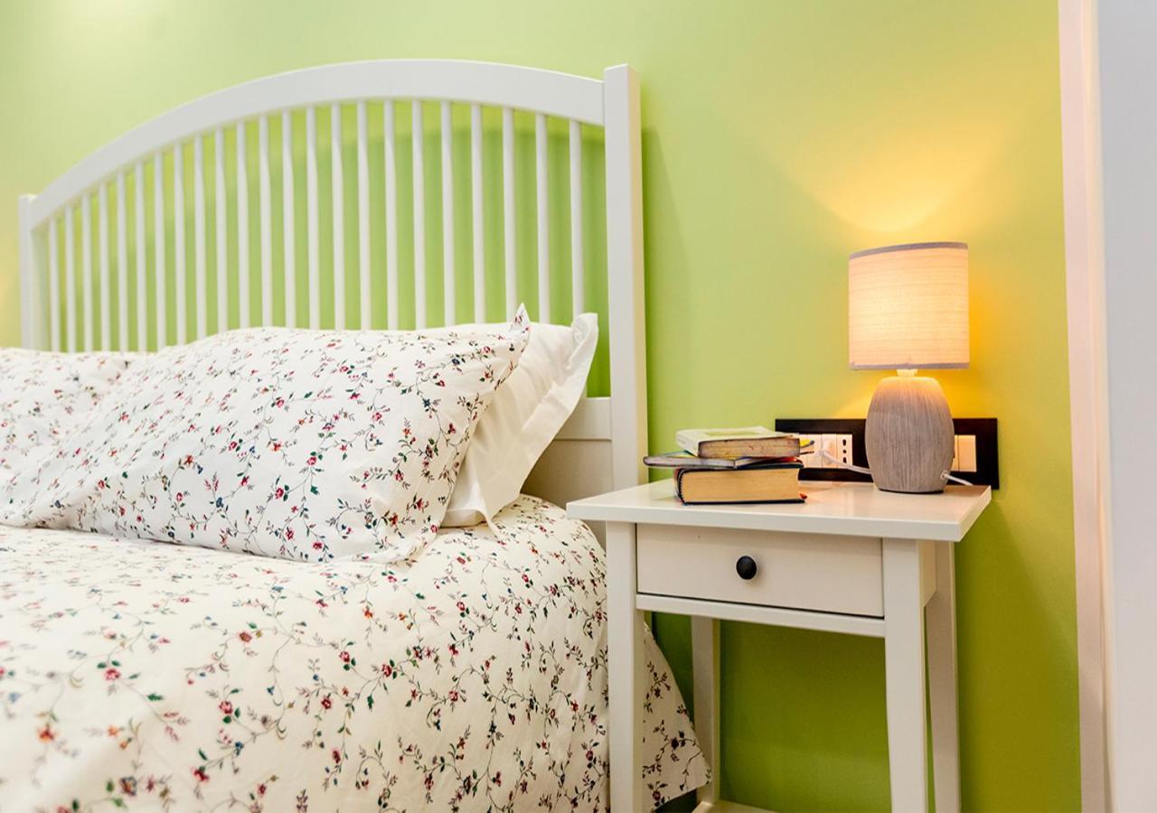 Vico Milano 18 Bed & Breakfast