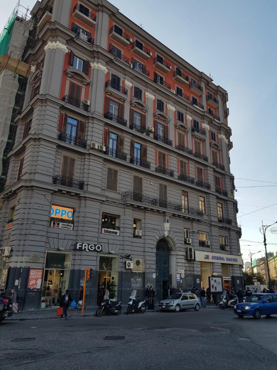 Bed & Breakfast La Peonia Naples