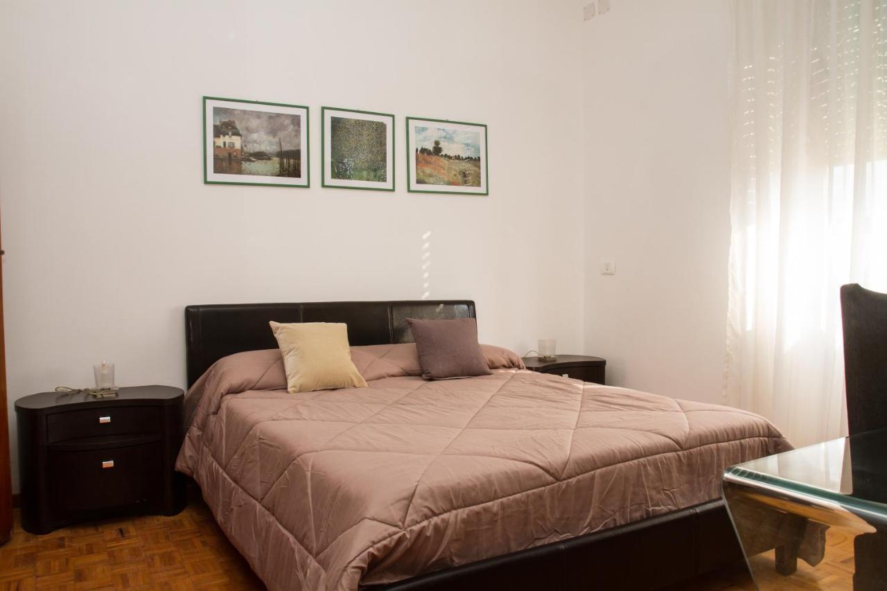 Bed & Breakfast Easy House *