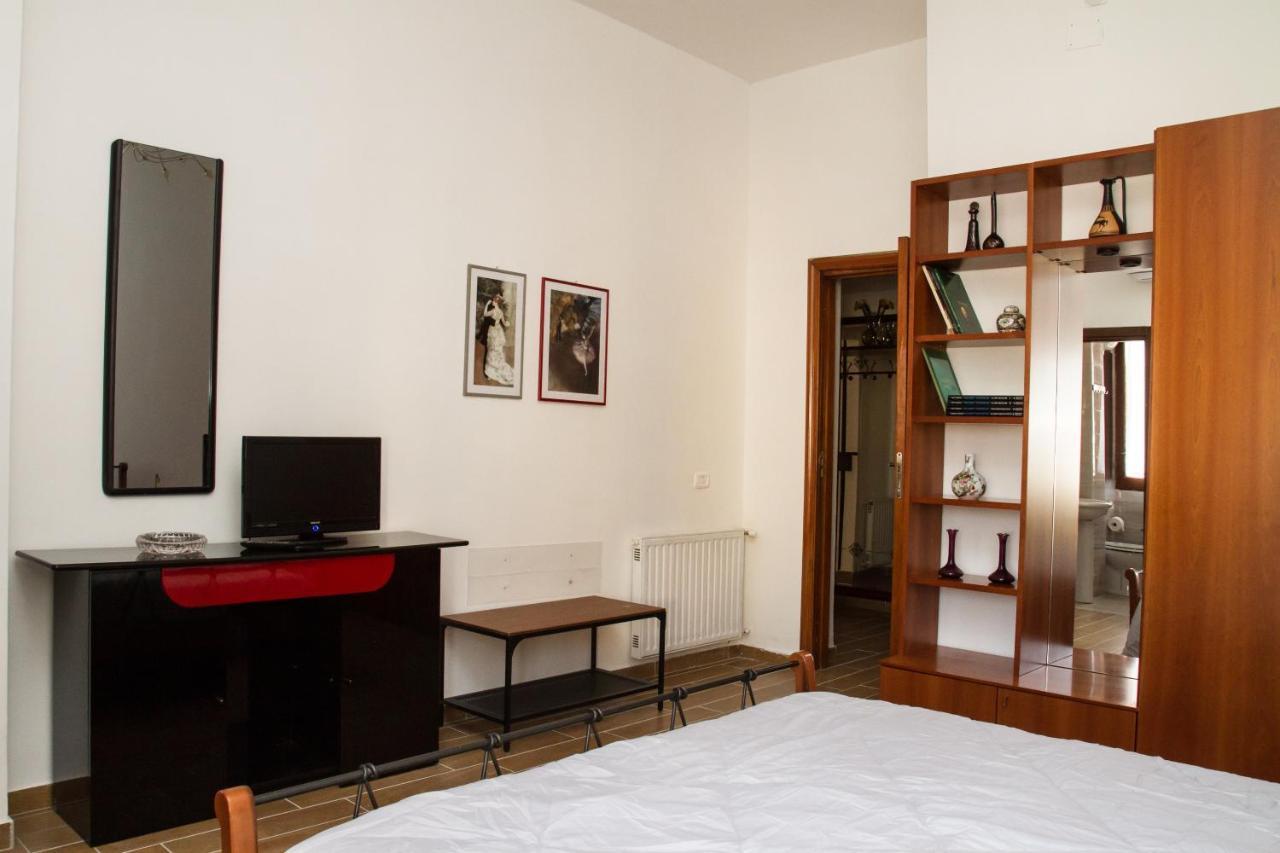 Bed & Breakfast Easy House