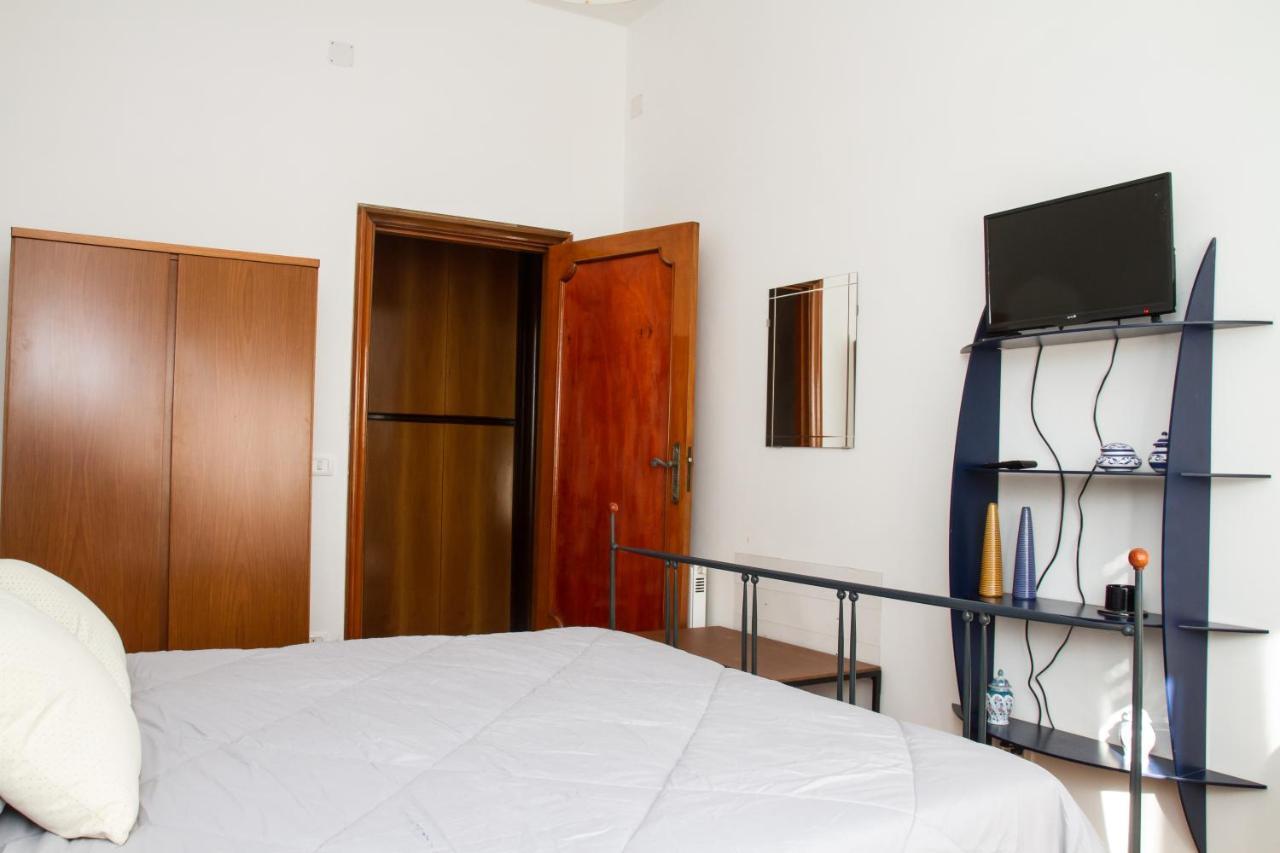 Bed & Breakfast Easy House *