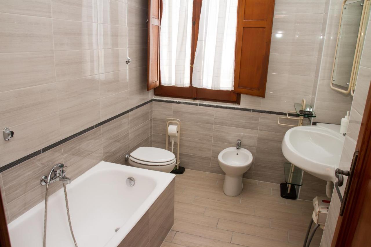 Easy House * Naples